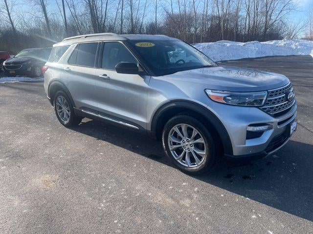 2023 Ford Explorer Limited 4WD in Iconic Silver Metallic — front three-quarter view